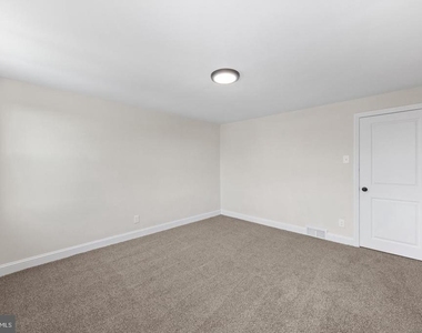 84 Chester Avenue - Photo Thumbnail 8
