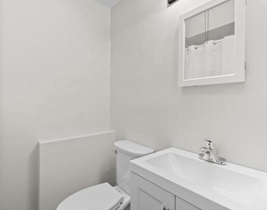 84 Chester Avenue - Photo Thumbnail 5