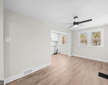 84 Chester Avenue - Photo Thumbnail 2