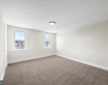 84 Chester Avenue - Photo Thumbnail 6