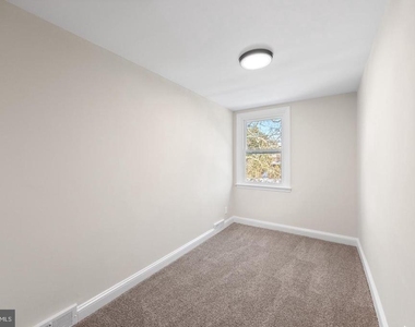 84 Chester Avenue - Photo Thumbnail 10