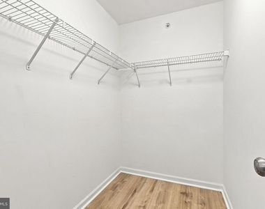 213 Tanager Court - Photo Thumbnail 22