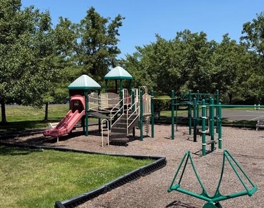 213 Tanager Court - Photo Thumbnail 33