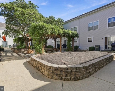 213 Tanager Court - Photo Thumbnail 30