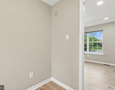 213 Tanager Court - Photo Thumbnail 20