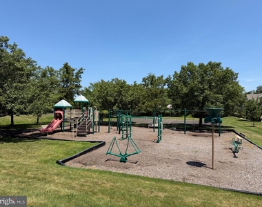 213 Tanager Court - Photo Thumbnail 32