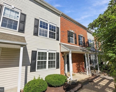 213 Tanager Court - Photo Thumbnail 27