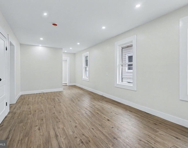 131 Hazel Avenue - Photo Thumbnail 12