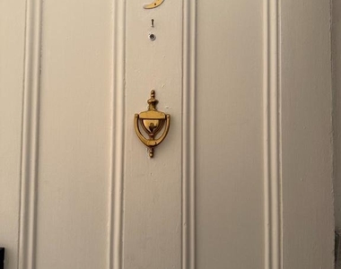 206 Nassau Street - Photo Thumbnail 12