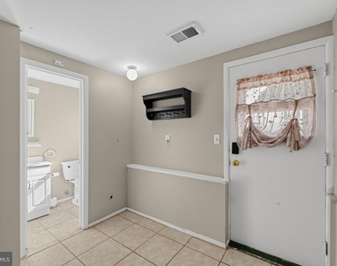 4 Roslyn Road - Photo Thumbnail 21
