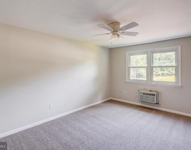 204 Warwick Road - Photo Thumbnail 8