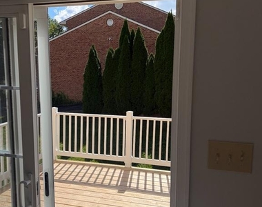 901 Mercer Drive - Photo Thumbnail 34