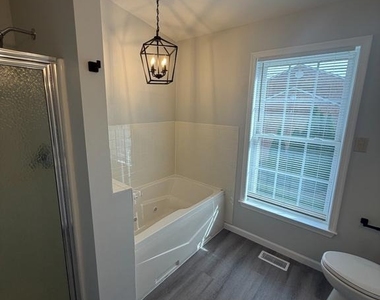 901 Mercer Drive - Photo Thumbnail 20