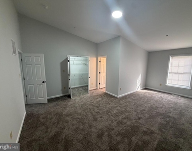 901 Mercer Drive - Photo Thumbnail 17