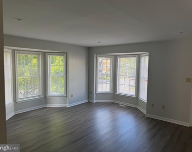 901 Mercer Drive - Photo Thumbnail 3
