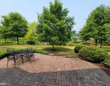 129 Encore Court - Photo Thumbnail 1