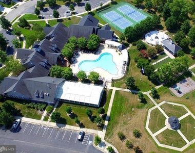 129 Encore Court - Photo Thumbnail 15