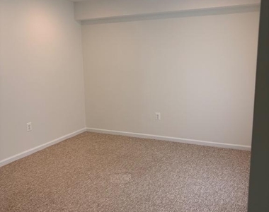 14101 Modena Circle - Photo Thumbnail 9