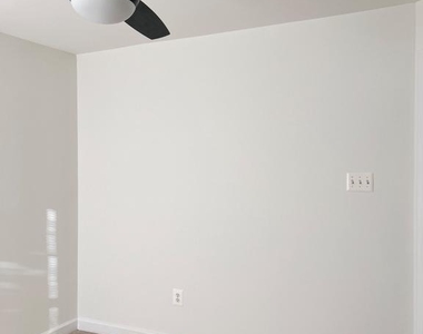 14101 Modena Circle - Photo Thumbnail 31