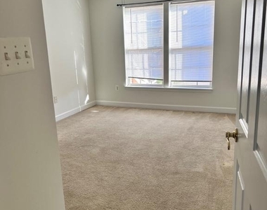 14101 Modena Circle - Photo Thumbnail 63