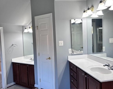 14101 Modena Circle - Photo Thumbnail 124