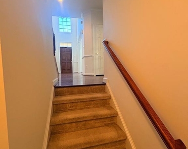 14101 Modena Circle - Photo Thumbnail 2
