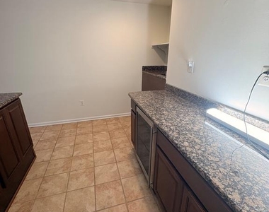 14101 Modena Circle - Photo Thumbnail 21