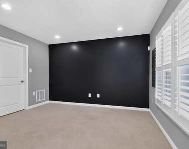 2922 Pinebrook Road - Photo Thumbnail 5