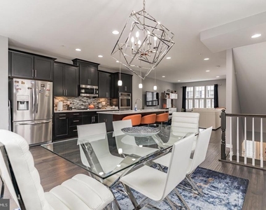 2922 Pinebrook Road - Photo Thumbnail 11