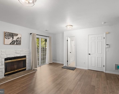 7020 Storch Lane - Photo Thumbnail 2