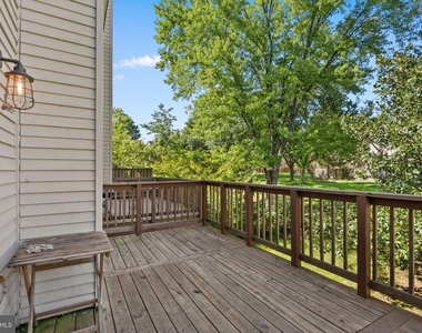 7020 Storch Lane - Photo Thumbnail 21