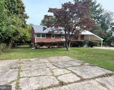 718 Maple Avenue - Photo Thumbnail 2