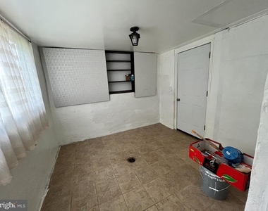 718 Maple Avenue - Photo Thumbnail 32