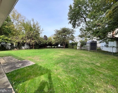 718 Maple Avenue - Photo Thumbnail 40
