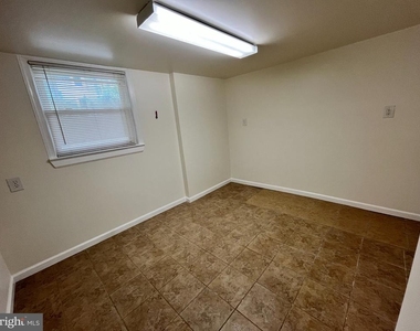 718 Maple Avenue - Photo Thumbnail 26