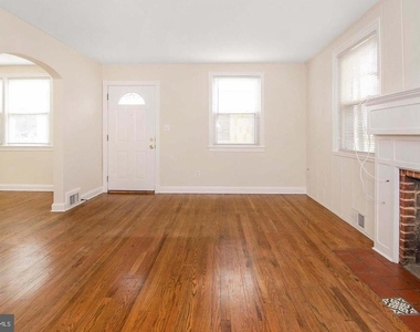 11706 Georgia Avenue - Photo Thumbnail 13