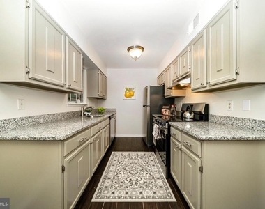 52 Cherry Bend Court - Photo Thumbnail 19