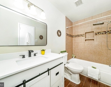 52 Cherry Bend Court - Photo Thumbnail 28