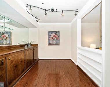 52 Cherry Bend Court - Photo Thumbnail 10