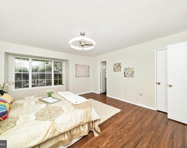 52 Cherry Bend Court - Photo Thumbnail 26