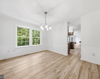 6728 Oakridge Road - Photo Thumbnail 7