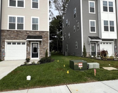 5368 Siri Court - Photo Thumbnail 1