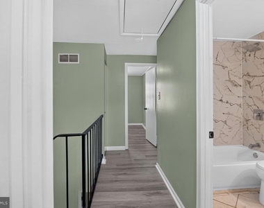 5367 King Arthur Circle - Photo Thumbnail 10