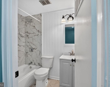5367 King Arthur Circle - Photo Thumbnail 11