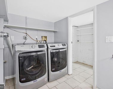 1145 W Cross Street - Photo Thumbnail 15