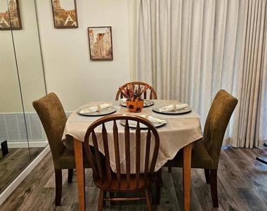 304 Forbes Street - Photo Thumbnail 5