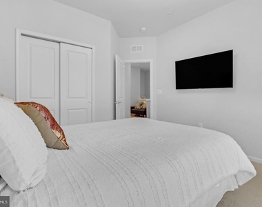 3344 Pitch Pine Drive - Photo Thumbnail 24