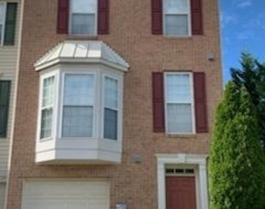 1444 Pangbourne Way - Photo Thumbnail 1