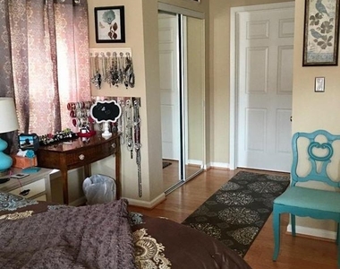 1444 Pangbourne Way - Photo Thumbnail 18