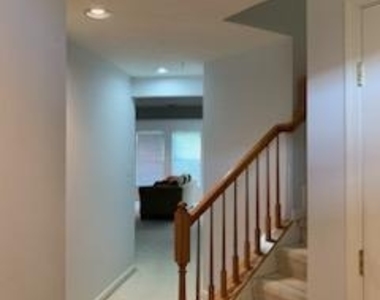 1444 Pangbourne Way - Photo Thumbnail 10